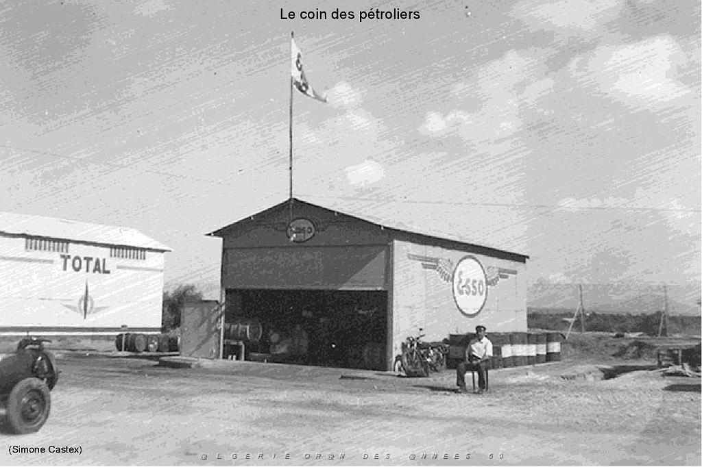 122 - AERODROMES ET BASES 1945-1962-1-ORAN LA SENIA BA 141 (4).jpg